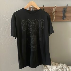 Men’s Large AC/DC tshirt
